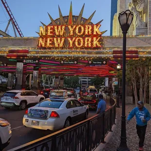 Great theming and wonderful neon at NYNY in Vegas