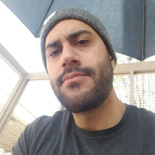 Darren F.