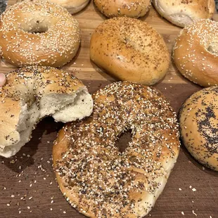 Bakers dozen (everything, sesame, plain)