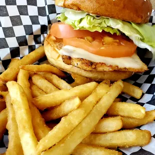 Grilled chicken sandwich meal