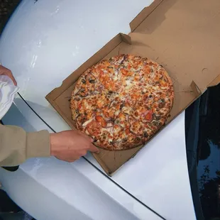 NY Style Garlic Chicken Pizza