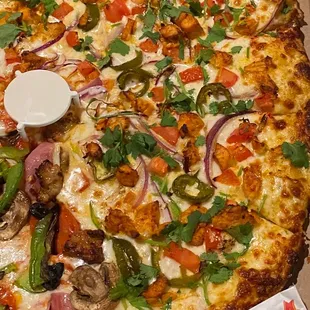 Butter Chicken Pizza
