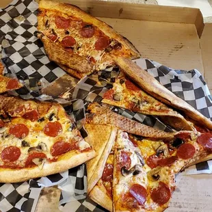 Wow. This is how your pizza was delivered today...