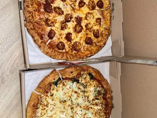 Zio Als Pizza and Pasta