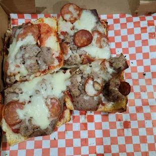 3 item sando. Sooo good. Unbeatable $3.99 12/21!!!!