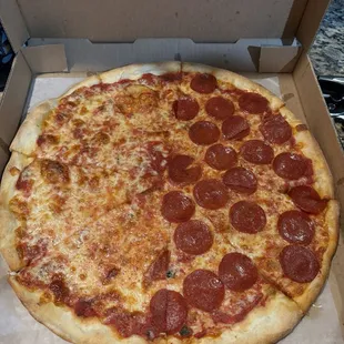 16" pizza 1/2 pepperoni