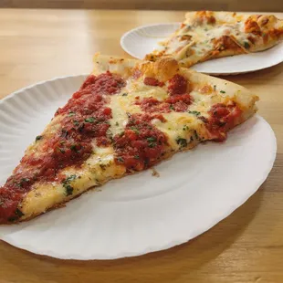 Grandma pizza front, white back