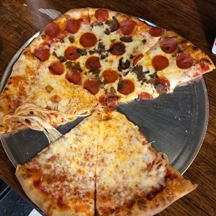 2/19/2023 - 18" 1/2 Cheese &amp; Half Pepperoni and Meatball.  Could not wait for the photo to dig in! So cheesey! Yum