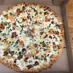 THE KAMEHAMEHA PIZZA