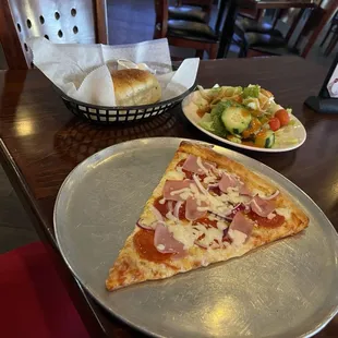 Bread, salad, Pizza Slice