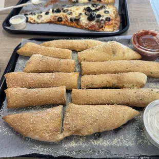food, pizza