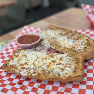 Cheesy Garlic Bread
