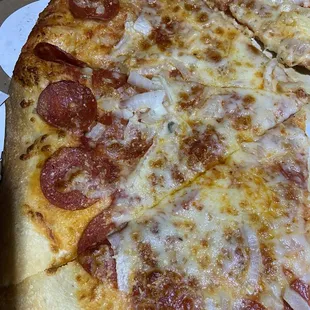 Pepperoni pizza