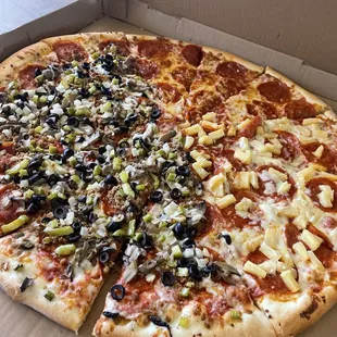 Supreme/ Pepperoni/ Pepperoni Pineapple