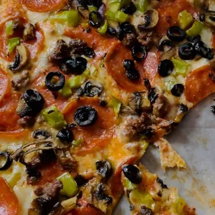 NY Super Combo Pizza