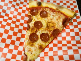 Loosies Pizza