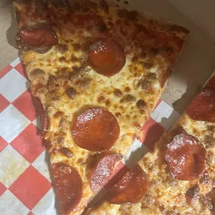 Pepperoni and beef pizza