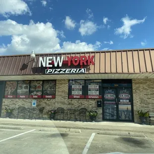 Welcome to New York Pizzeria