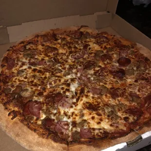 Special White Pizza Meat Lovers Pizza