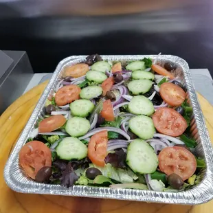 Catering size Garden salad