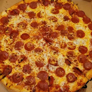 18" pepperoni