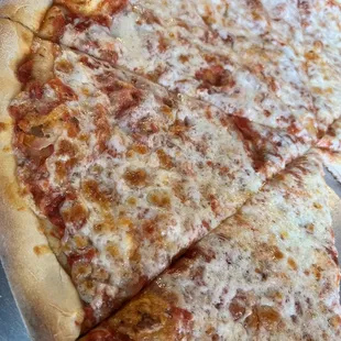 Cheese pizza