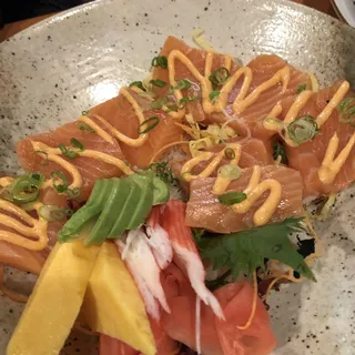 Spicy Salmon Don Dinner