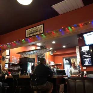 Newcastle pizza has some of the best pizza I have ever consumed with great happy hour and other special deals!  Would eat again