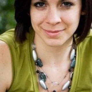 Sarah T.