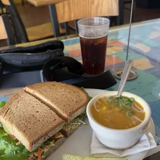 Avocado Veggie Sandwich - Half