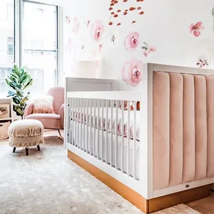 Astoria Crib - made in the USA*