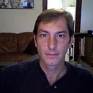 Chris L.