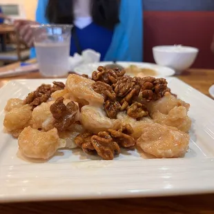 honey 47. Shrimp with Walnut