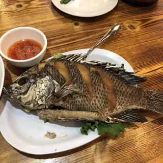 Deep Fried Whole Fish Lunch