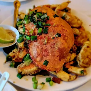 Crab Baked With Salt and Pepper Very Delicious