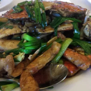 Crab With Ginger And Green Onion