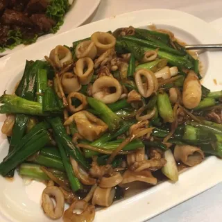 Squid With Ginger And Green Onion