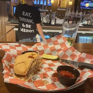 Dave's burger yummy!!