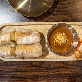 Fresh tufu roll with rich peanut sauce