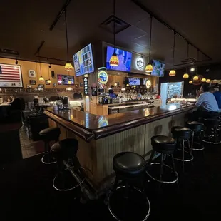 sushi and sashimi, interior