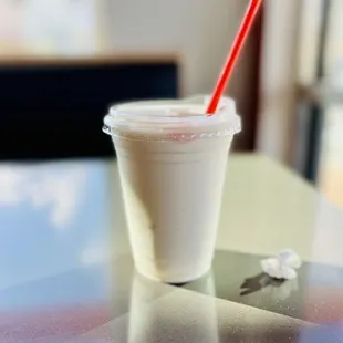Vanilla milkshake