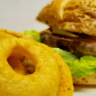 So good smoked prime rib burger.