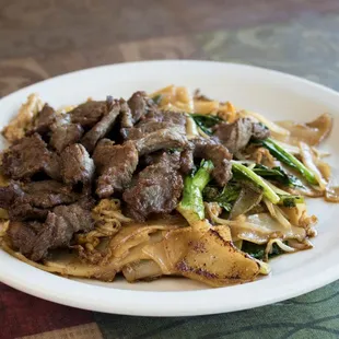 Drunken Noodle Beef