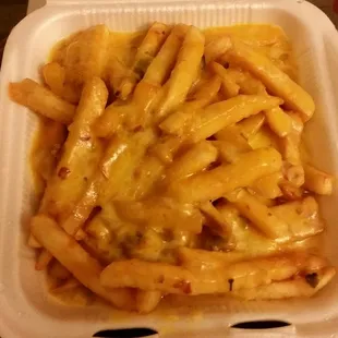 Chili cheese fwies
