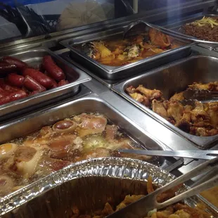 Look at that braised eggs and pork belly.