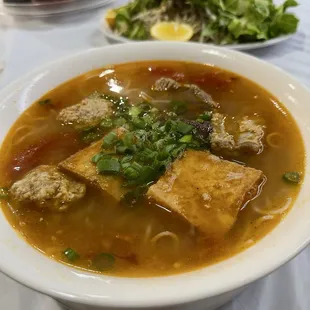 Bun Rieu