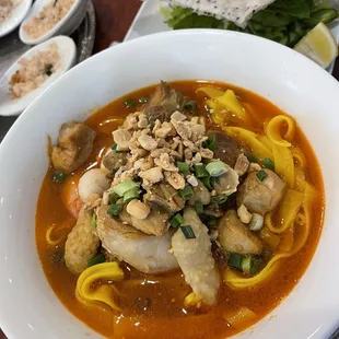 Mi Quang