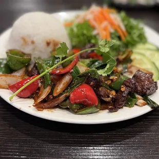 45. SHAKEN WAGYU BEEF WITH RICE (COM CHIEN BO LUC LAC)