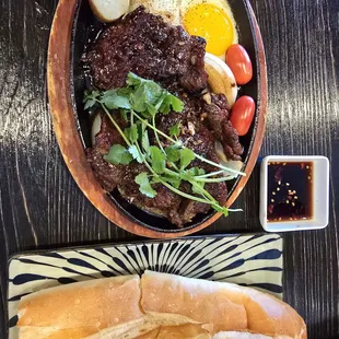 Vietnamese Sizzling Beef