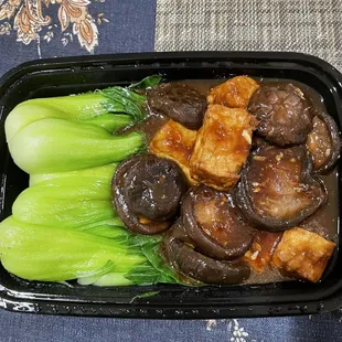 Bok Choy Black Mushrooms and Tofu